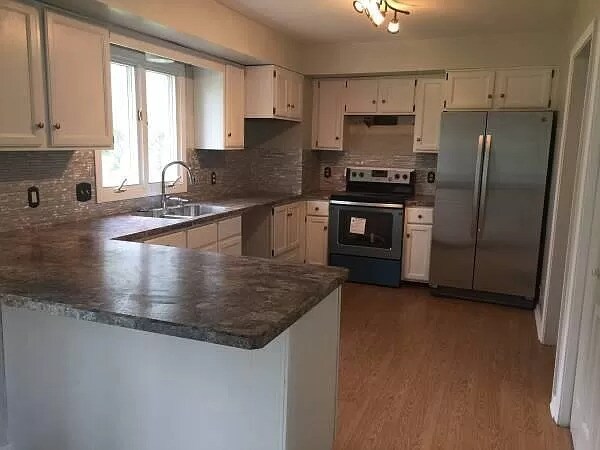 Building Photo - 21 Bay Colony Dr