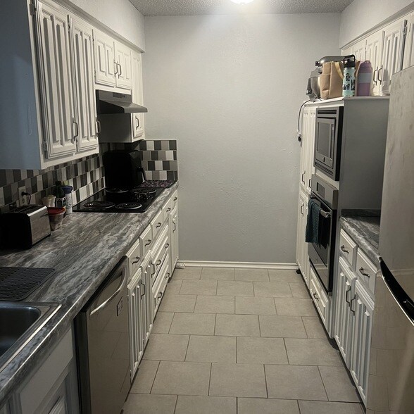 Foto del edificio - 2029 Springwood Pl