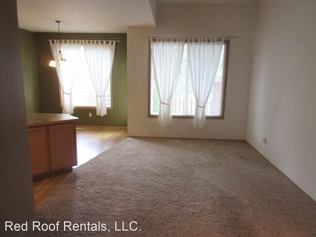 Foto del edificio - 3 br, 2.5 bath House - 12718 64th Ave E