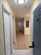 Building Photo - 414 Waterford Dr