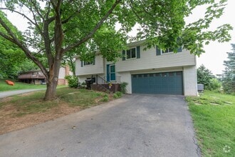 Building Photo - 1517 Caroline St
