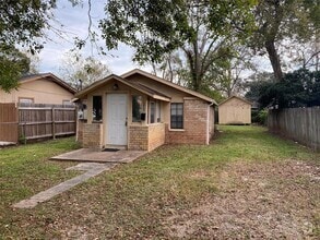 Building Photo - 1229 E Kyle Rd