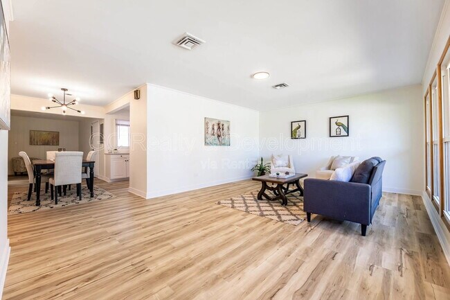 Foto del edificio - 111 Nashua St