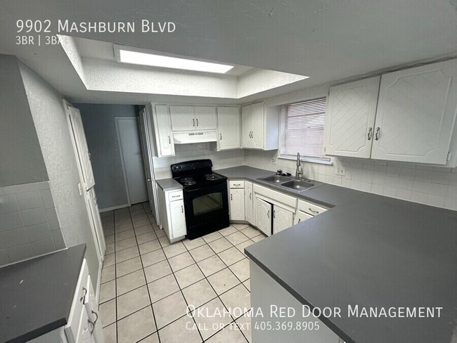 Building Photo - 9902 Mashburn Blvd