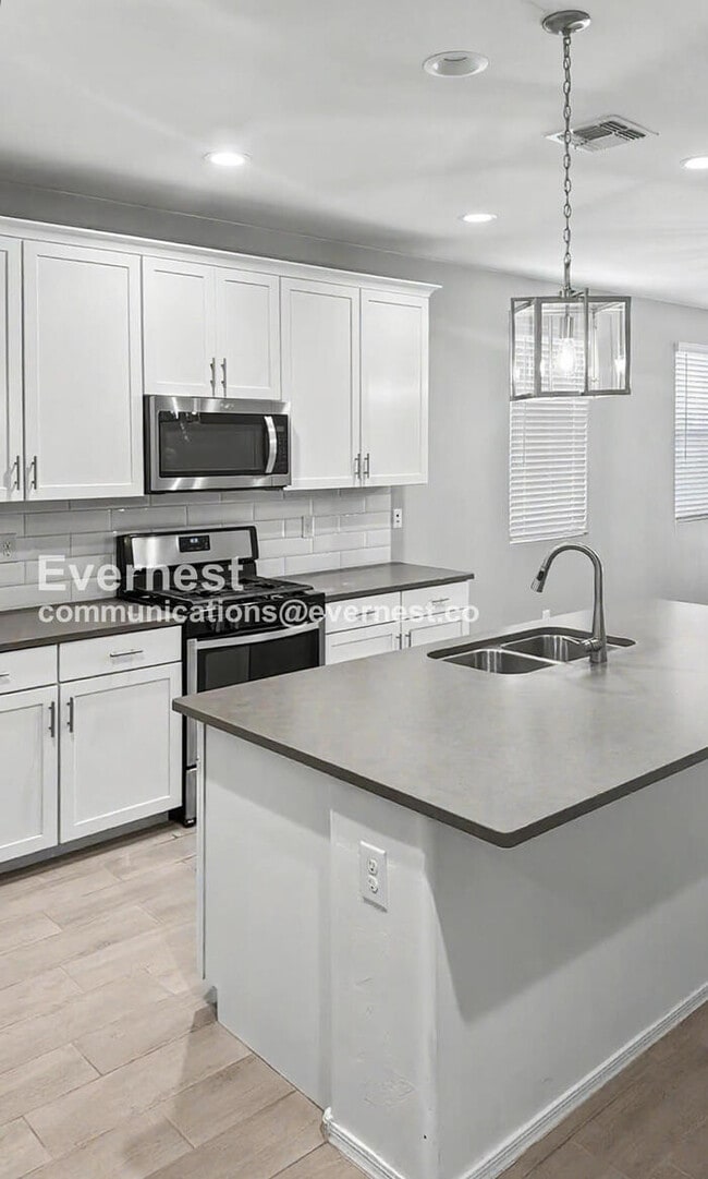 Foto del edificio - 10667 W Filbert St