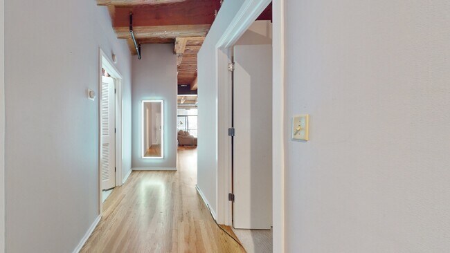 Foto del edificio - 420 W Ontario St