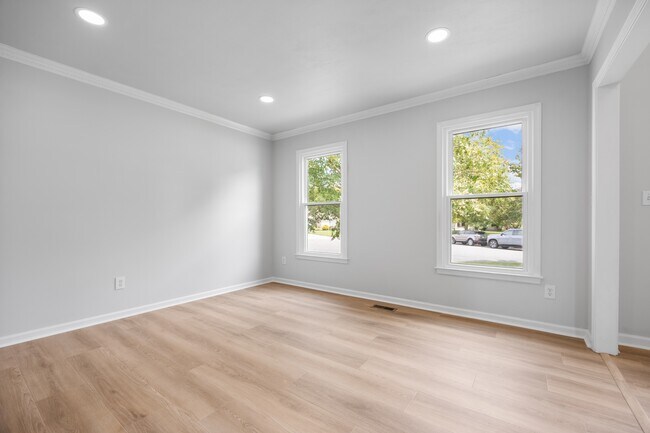 Foto del edificio - 4637 Chippendale Ct