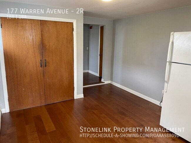 Building Photo - 177 Warren Ave