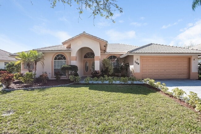 Building Photo - 109 Black Olive Crescent