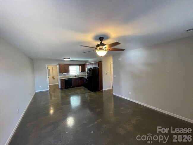 Foto del edificio - 4427 Dillbrook Ln