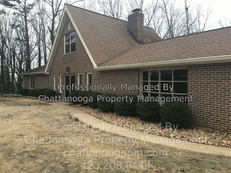 Primary Photo - 8303 Northumberland Ln
