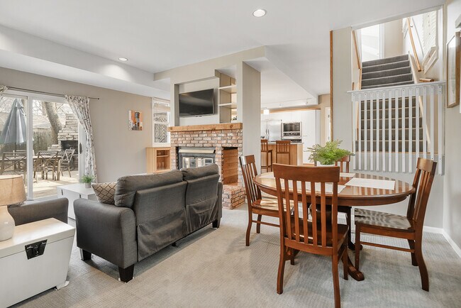 Foto del edificio - 515 Maple Ave