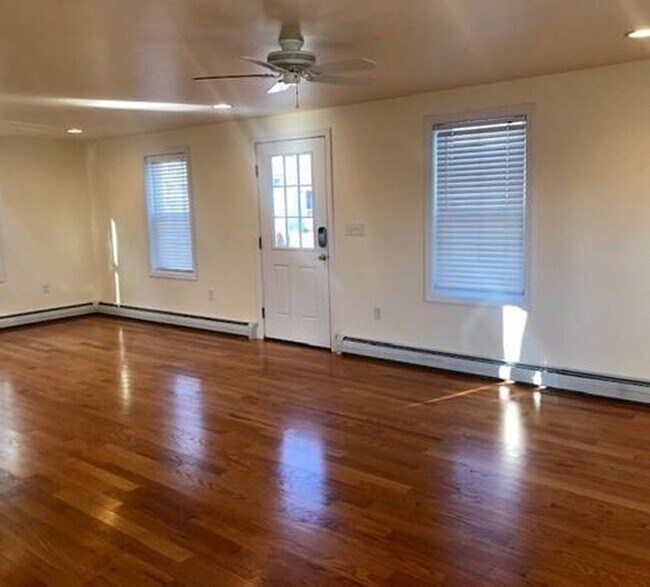 24 English St, Salem, MA 01970 House Rental in Salem, MA