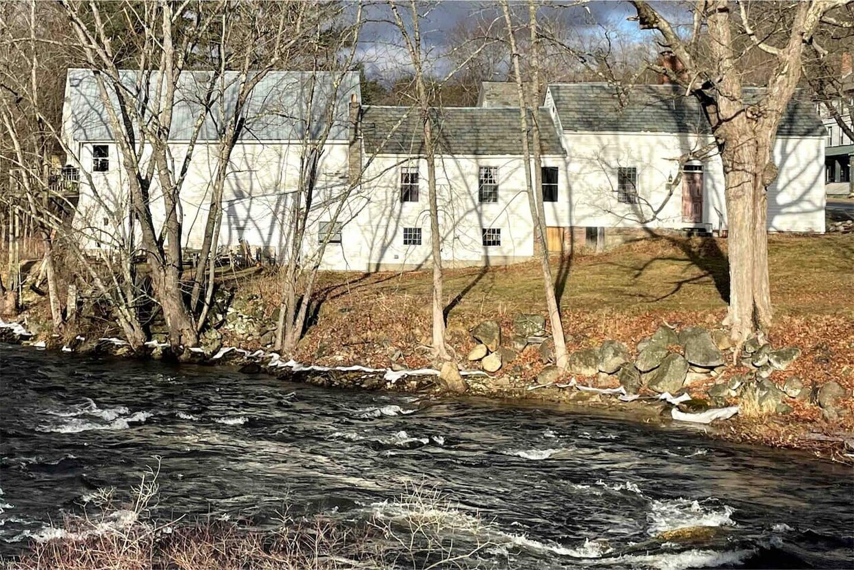 Foto principal - 2 Ashuelot Main St