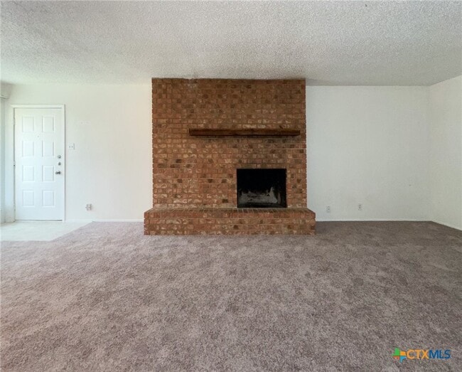 Building Photo - 2402 Paul Revere St