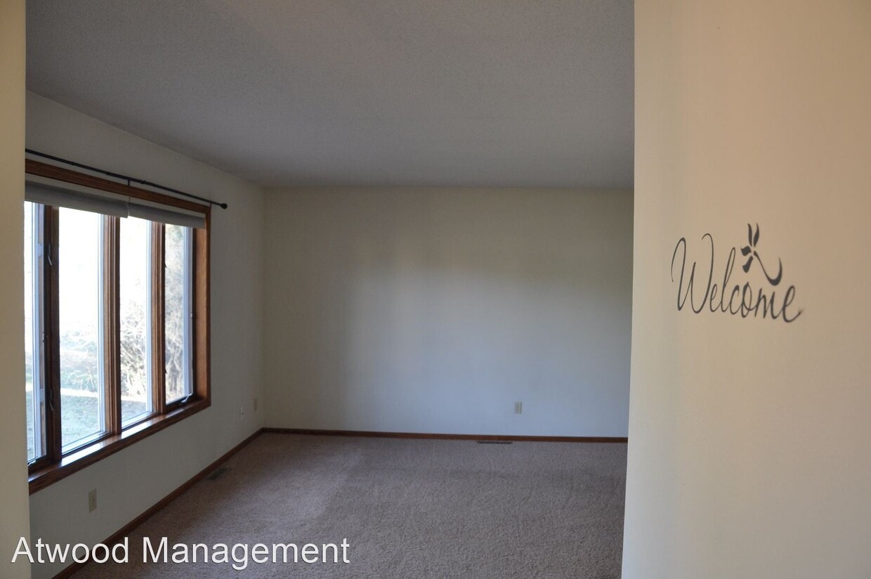 320 N Rice St, Kasota, MN 56050 House Rental in Kasota, MN