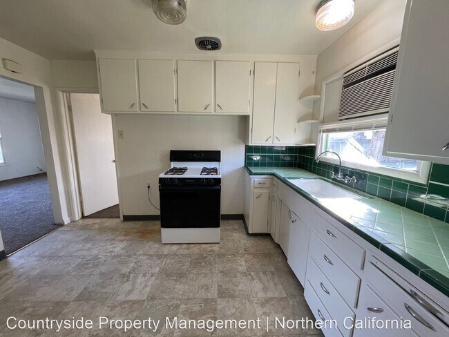 Building Photo - 4 br, 1.5 bath House - 2312 Meta Ct