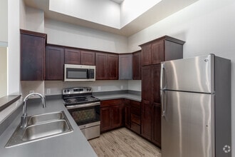 2BR, 2BA - 1,060SF - Spanish Peak Apartments