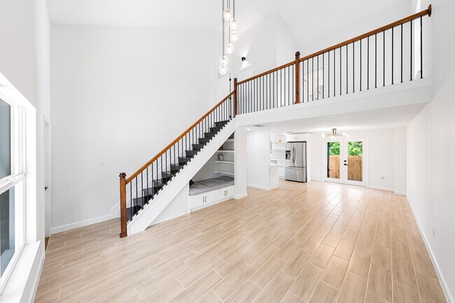 Building Photo - 5175 Moeller Ave
