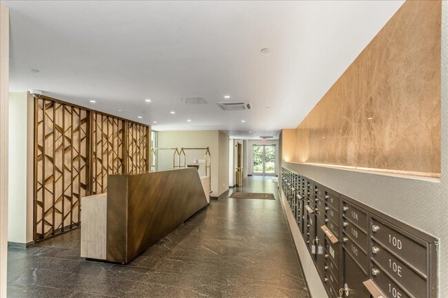 Foto del edificio - 133-27 39th Ave