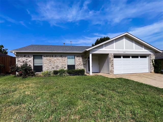 Foto principal - 4044 Pepperwood Dr