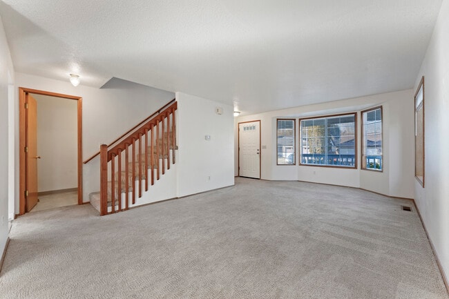 Building Photo - 7050 SW 174th Ave