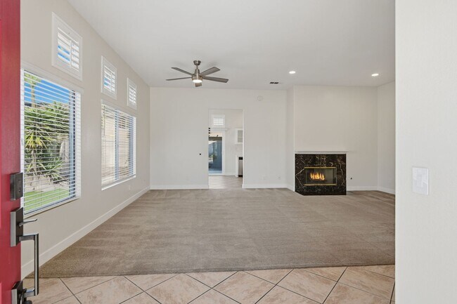 Building Photo - Bright, Updated Home with Spacious Layout & Low-Maintenance Yard