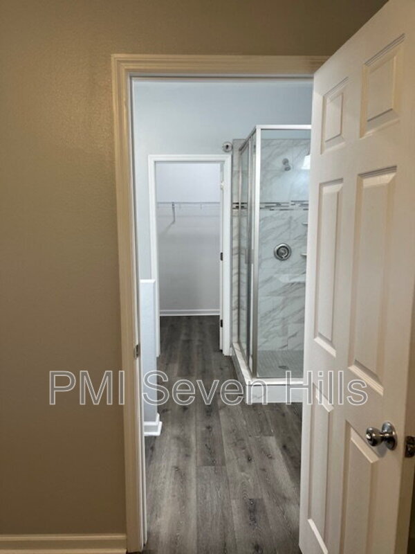 Foto del edificio - 1725 Holton St