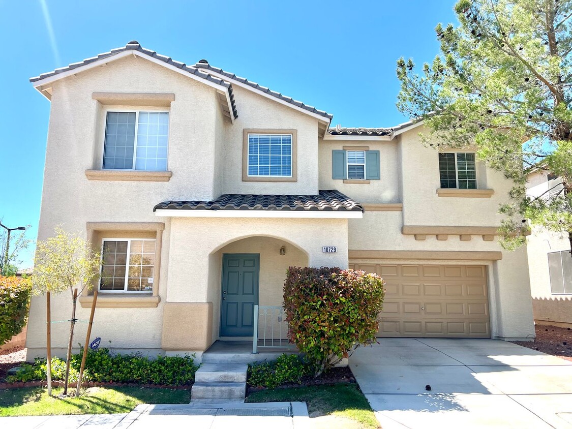 Primary Photo - Summerlin South!