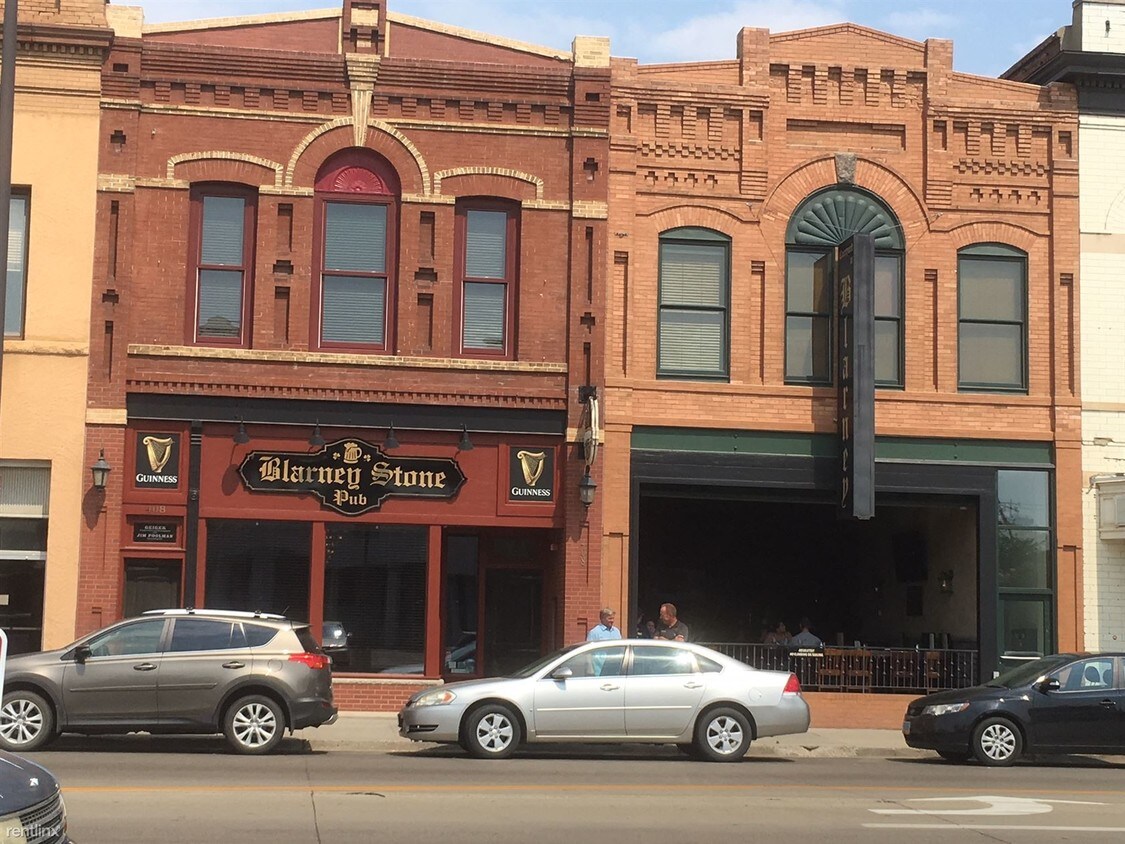 Primary Photo - 410 E Main Ave
