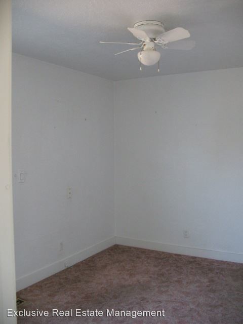 Building Photo - 3 br, 1 bath House - 3854 Summers Lane