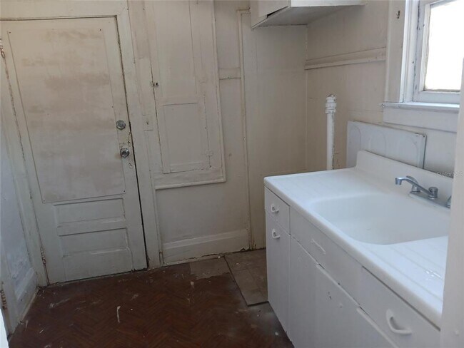 Foto del edificio - 720 6th St NE