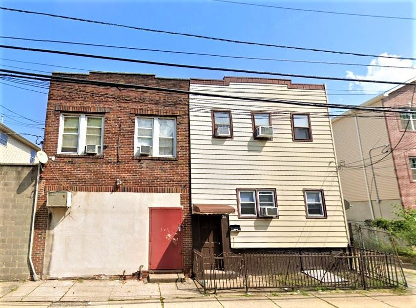 Primary Photo - 48 Dales Ave