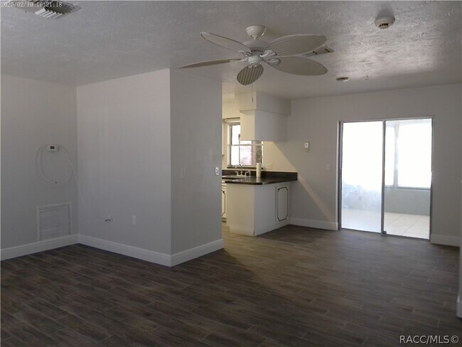 Foto del edificio - 29 New Florida Ave