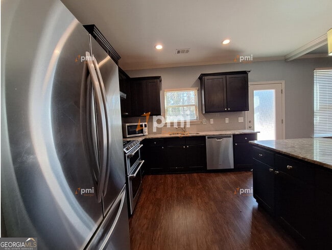 Foto del edificio - 2449 Boulder Rd SE