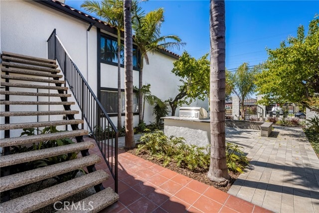 Building Photo - 201 E 16th St