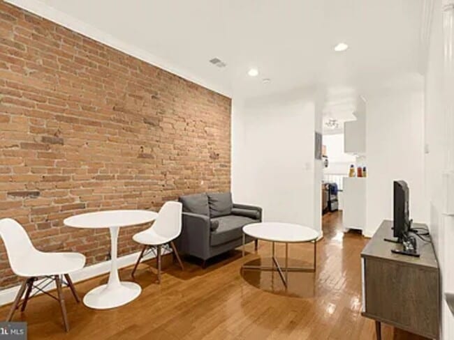 Photo - Charming 3BR Duplex in Dupont Circle Apartment