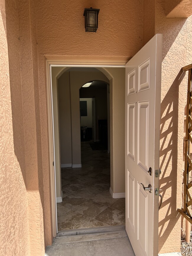 Building Photo - 3918 San Rocco Dr