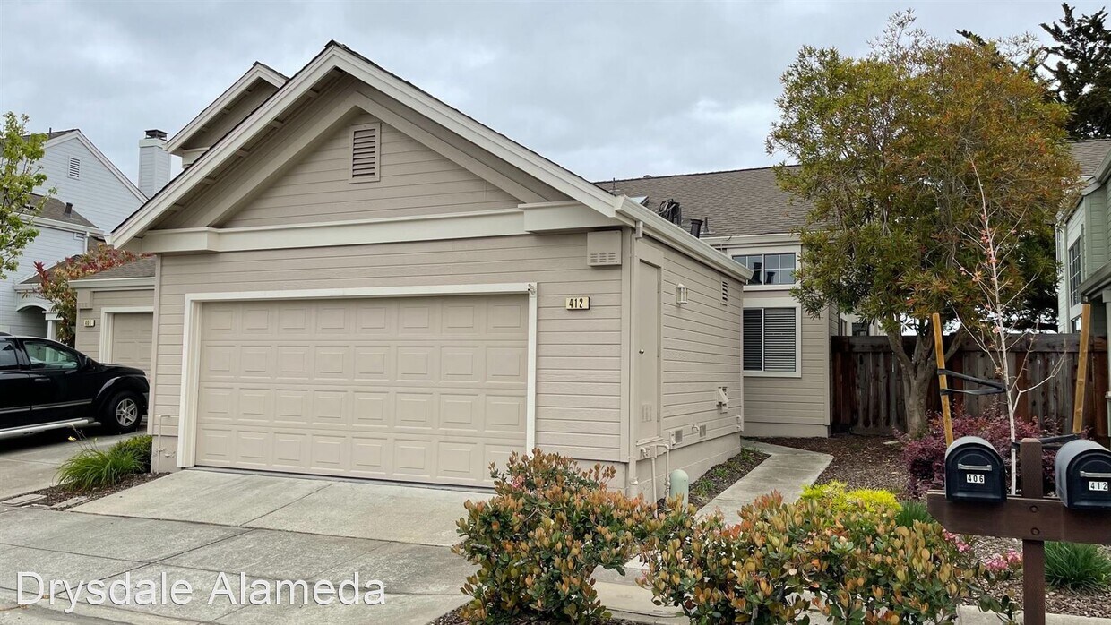 Foto principal - 2 br, 2 bath House - 412 McDonnel Rd
