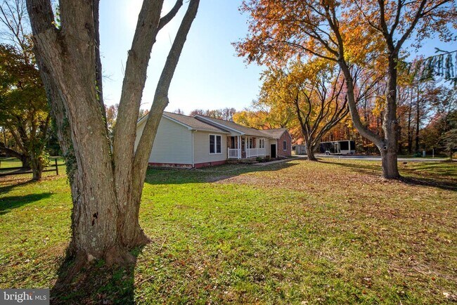 Foto del edificio - 105 King George Ct