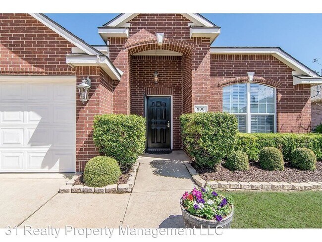 Building Photo - 4 br, 2 bath House - 900 Piedmont Dr