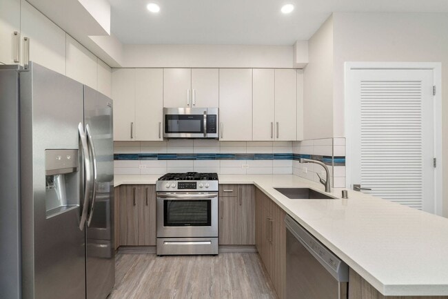 Foto del edificio - 5550 Bonner Ave