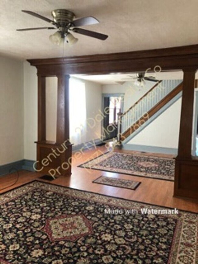 Building Photo - 3 Bedroom Home in Red Lion School District