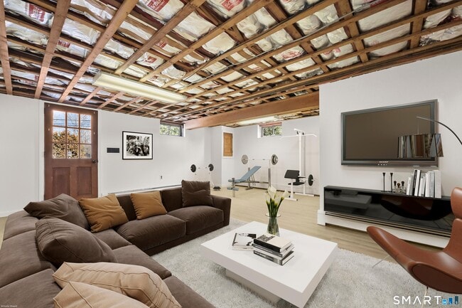 Building Photo - 5 Saviano Ln