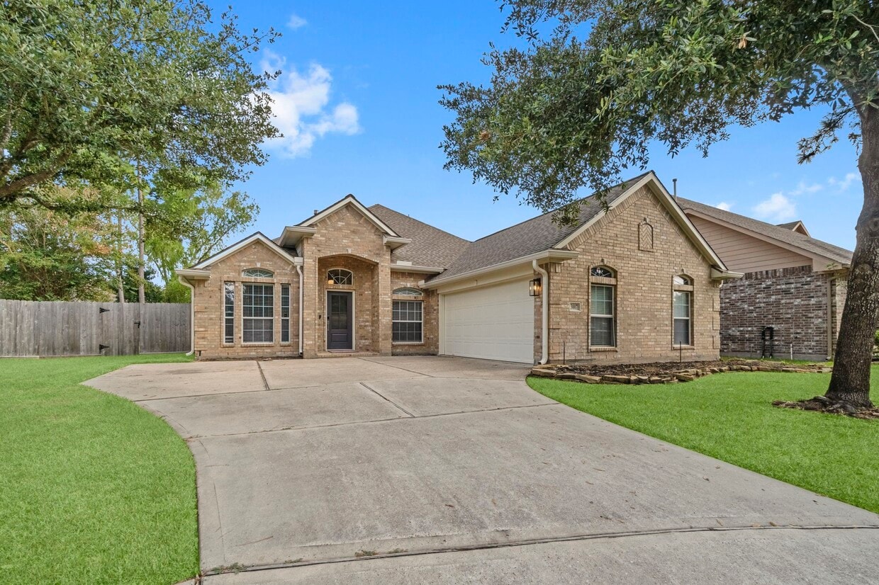 Foto principal - 3007 Rustic Gardens Dr