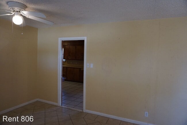 Building Photo - 2 br, 2 bath House - 2106 17TH