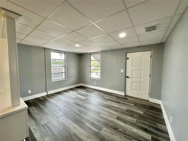 Building Photo - 1514 Hitakee Ave