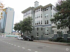 Building Photo - 655 12th St