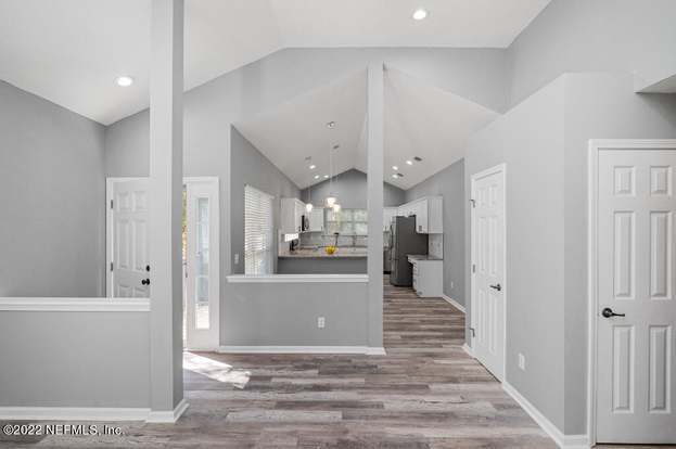 Building Photo - 2131 Carnes St