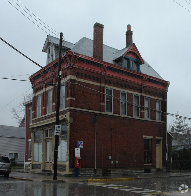 Building Photo - 199 Center Street